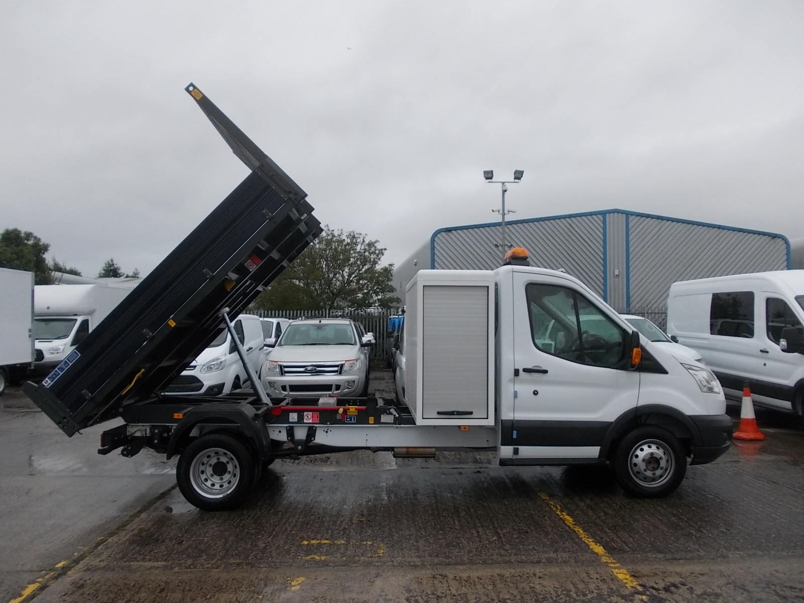 ford transit utility cab tipper